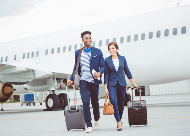 What are the benefits of a travel management company?