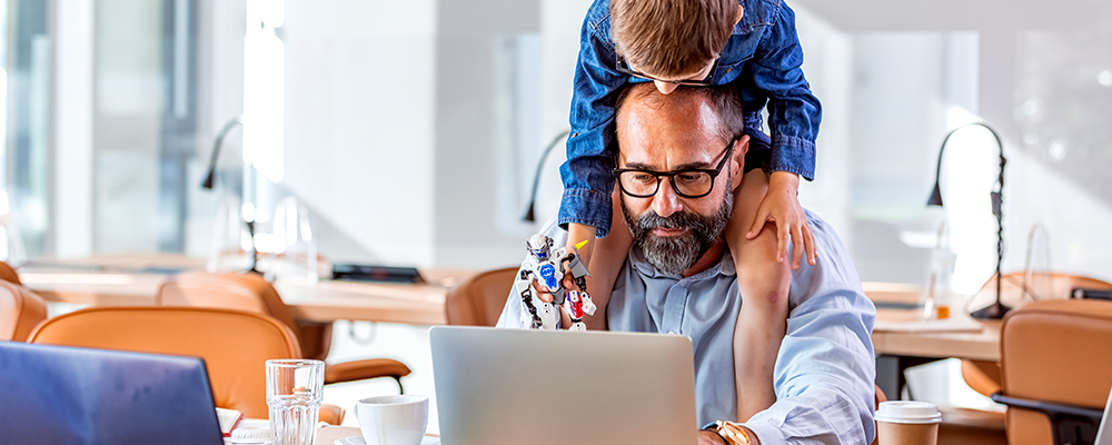 Corporate Traveller Easter Bleisure Family Traveller HW 